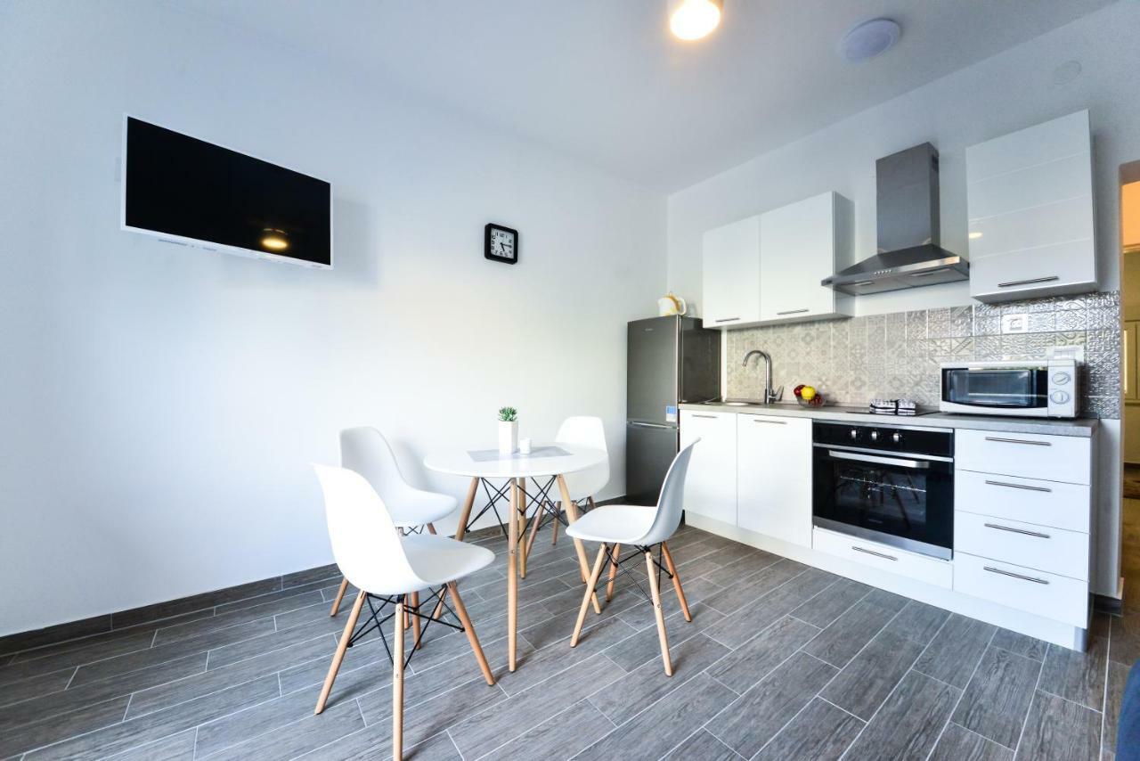 Apartmani AB Zadar Bagian luar foto