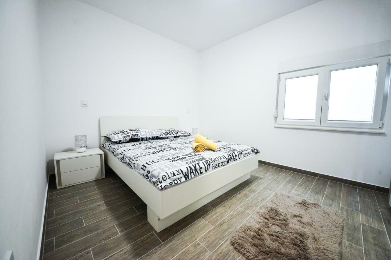 Apartmani AB Zadar Bagian luar foto