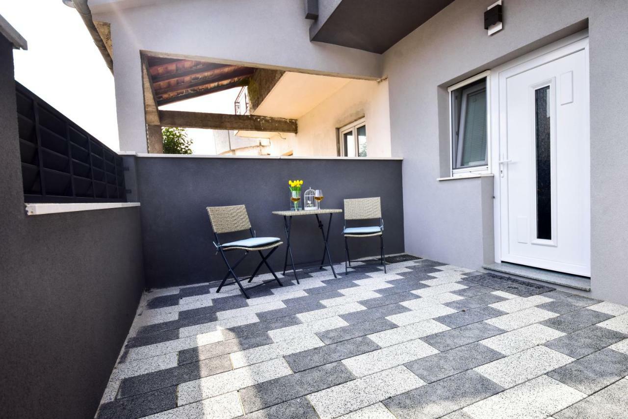 Apartmani AB Zadar Bagian luar foto